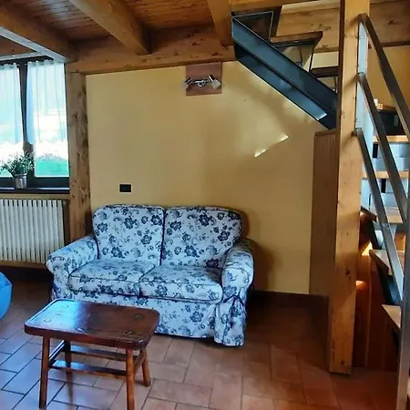Feriehus Cascina Ca' Scarlatta - Your Mountain Introbio